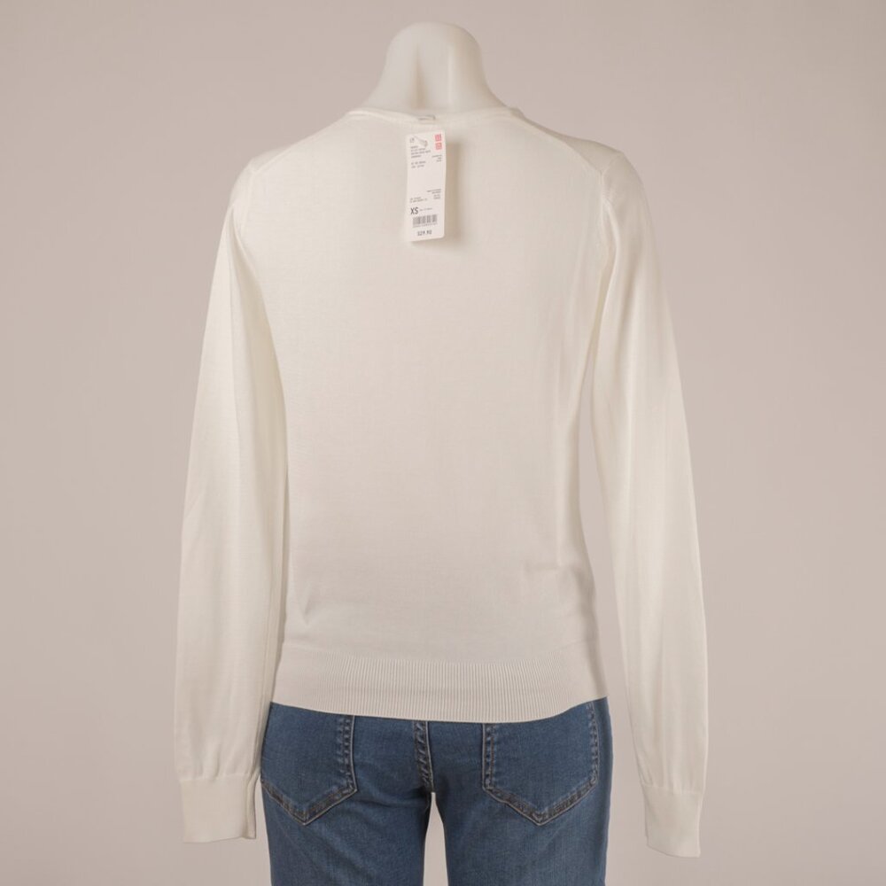 Uniqlo Supima Cotton White Crew Neck Cardigan - Picture 2 of 3